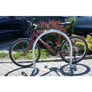 Stojak-rowerowy-UNO-67-2-miejsca-rowerowe